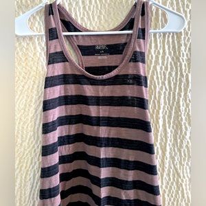 Gilligan & O'malley tank top